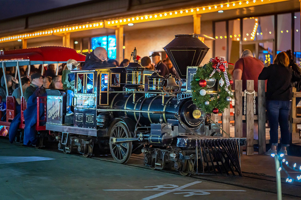 Christmas Train at Victory Camp in Alvin The Buzz Magazines